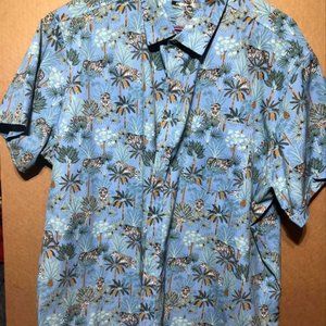 Apt 9 performance untucked fit men’s shirt